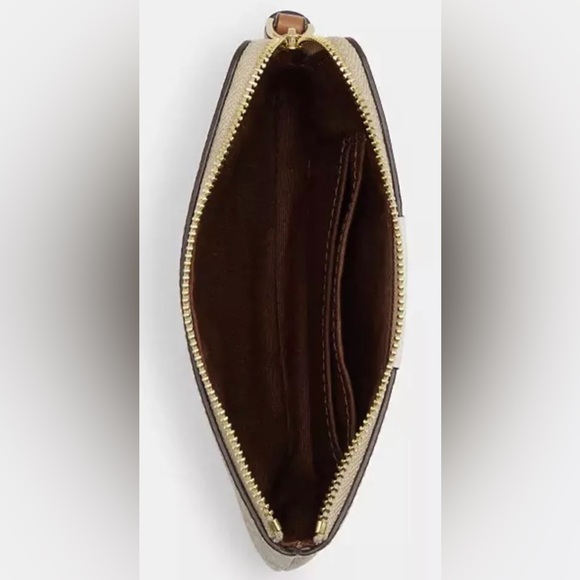 COACH Corner Zip Wristlet Signature Canvas W/ White Stripe - NEW W TAGS MSRP $88 - Picture 2 of 5